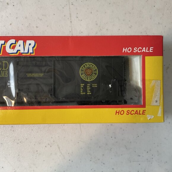 Life Like Trains Seaboard Railroad Cushion Underframe 28206 - 50' Boxcar NEW NOS - Picture 3 of 7